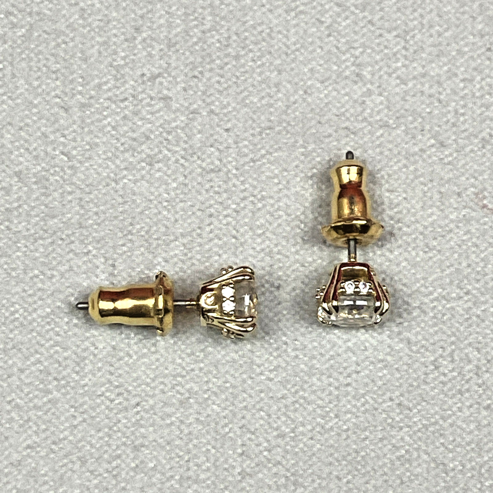 Swarovski Stilla Crystal Stud Earrings NWOT RP $89