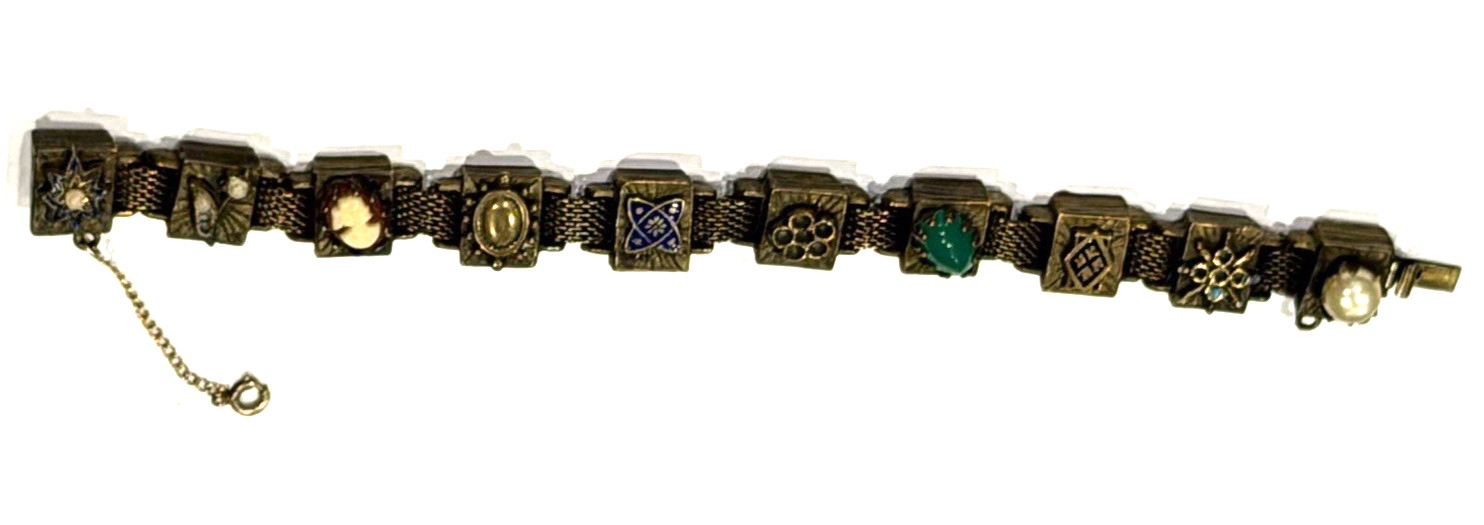 ESTRUSCAN SLIDE CHARM CAMEO FAUX PEARL GREEN MESH GOLD 7″ BRACELET SAFETY CLASP