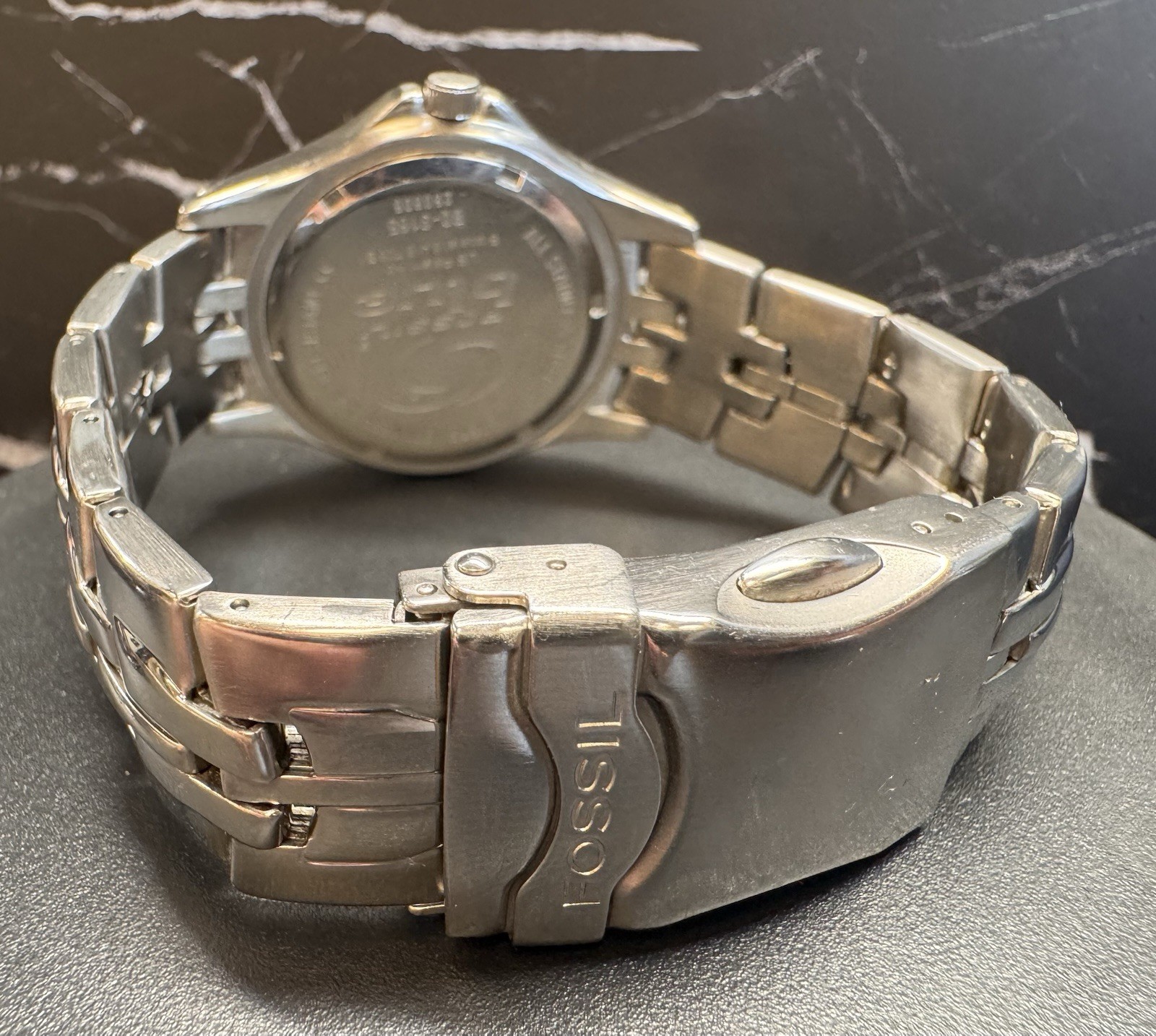 Fossil Blue BQ-9165 VTG Men’s Quartz Watch 100M Stainless Steel Silver/Blue Dial