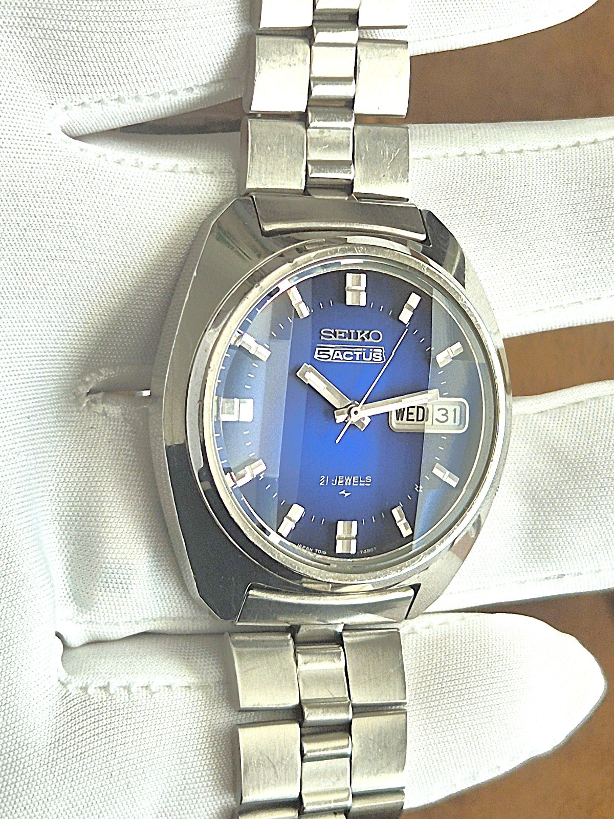 Vintage 1975 Seiko 5 Actus 7019-7350 Blue JDM – Serviced, NOS Faceted Crystal