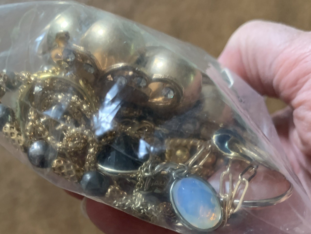 Mini Jewelry Mystery Bag 1/2 Lb Gold Tone Necklaces Bracelets Earrings Ring