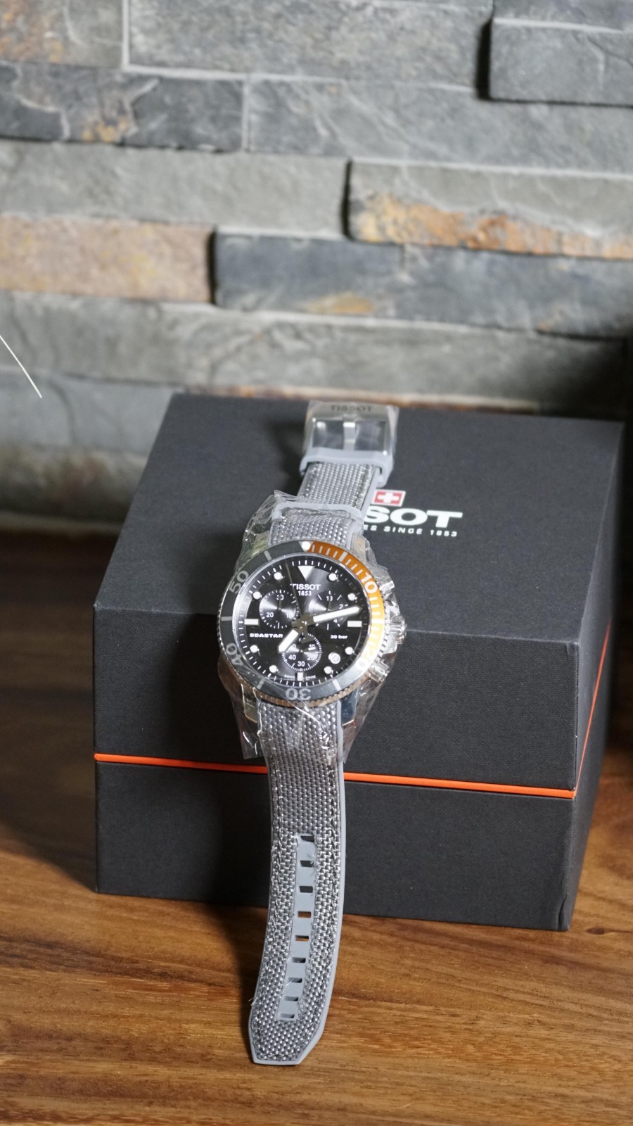 New Tissot Seastar 1000 Men’s Chrono 45.5MM Watch T120.417.17.081.01