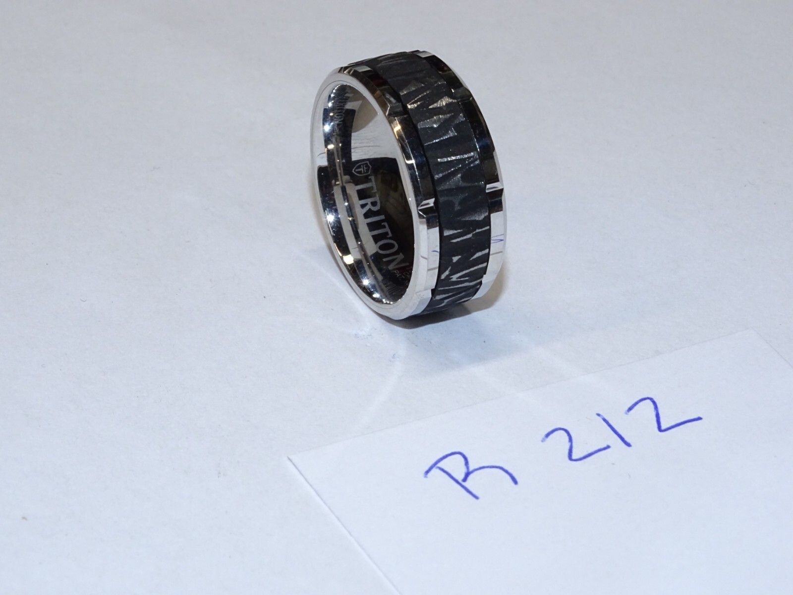 Triton Tungsten Carbide Wedding Band Ring 9mm Size 10. Silver w/ Black. #R212