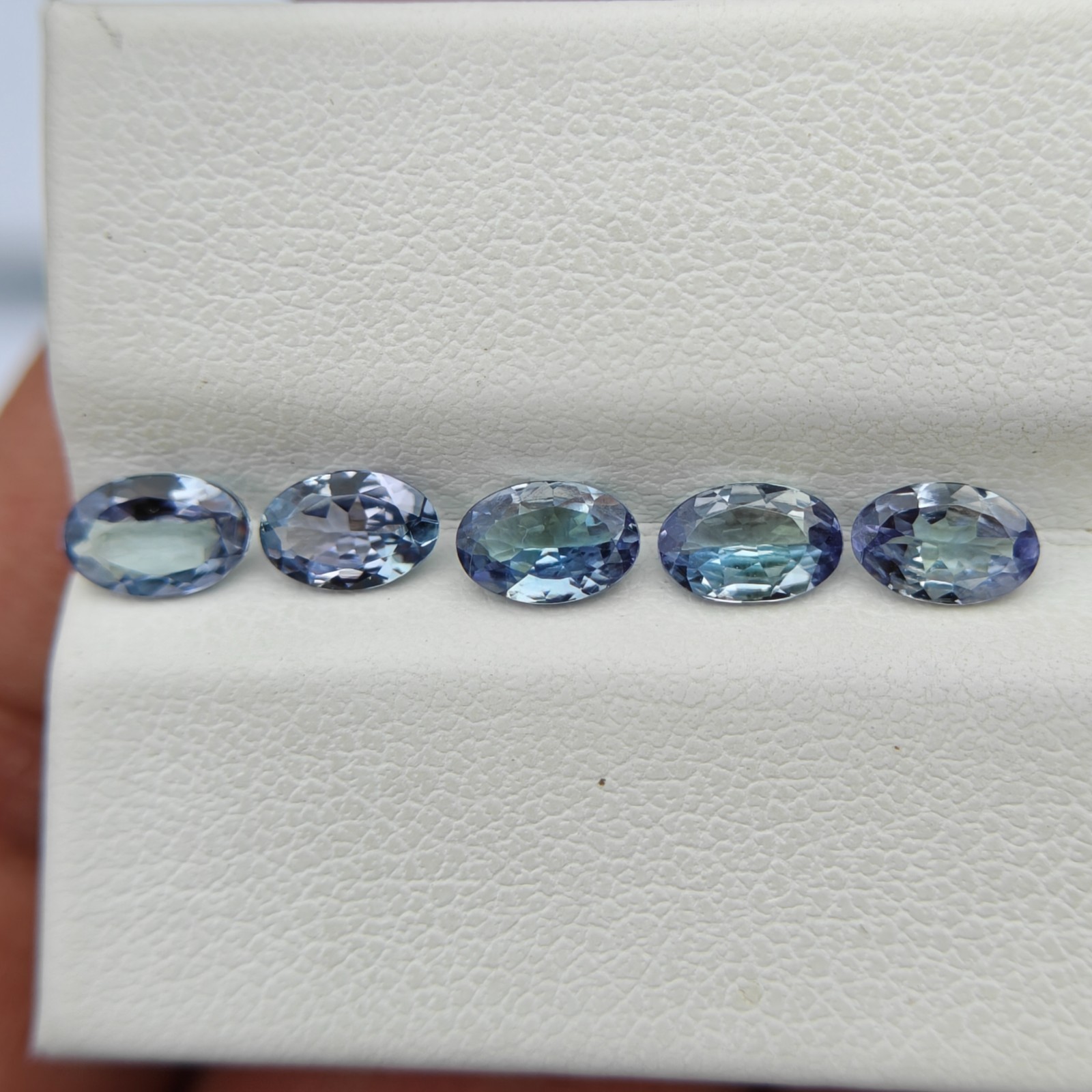 Blue and Green 6x4mm Oval Zoisite Stone 5 pieces layout Ideal For Jewelry Making