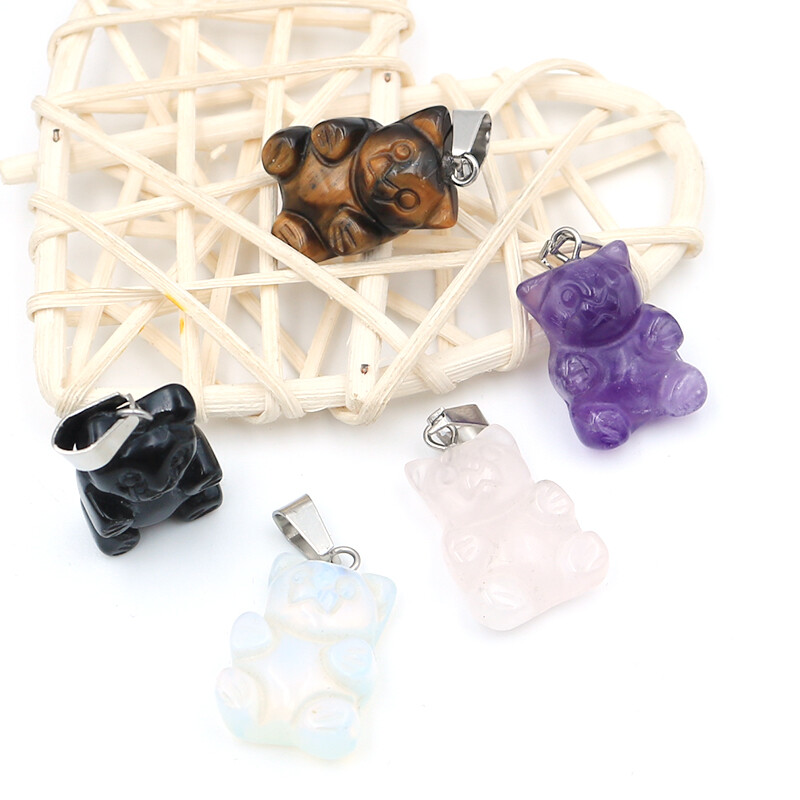 Hot Natural Carved Animal Bear Pendant Healing Crystal Stone Reiki Beads 10Pcs