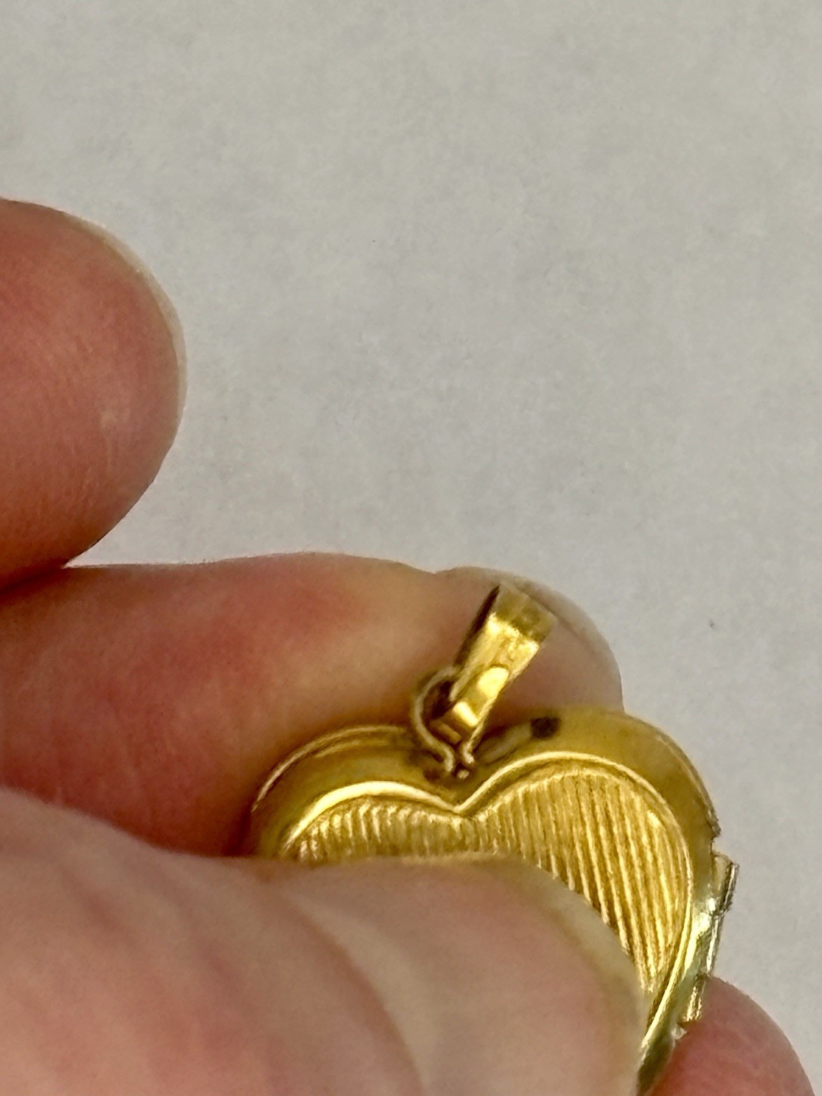 Antique 12 Karat Gold Filled Heart Shaped Locket, Good Condition
