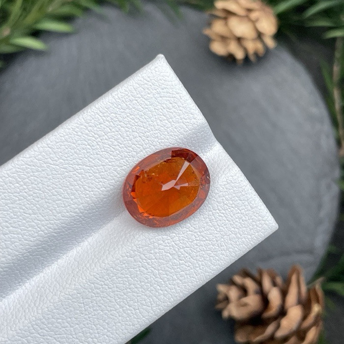 Orange Spessartite 9.05ct – 13x11mm (ST1508) Natural Loose Gemstone