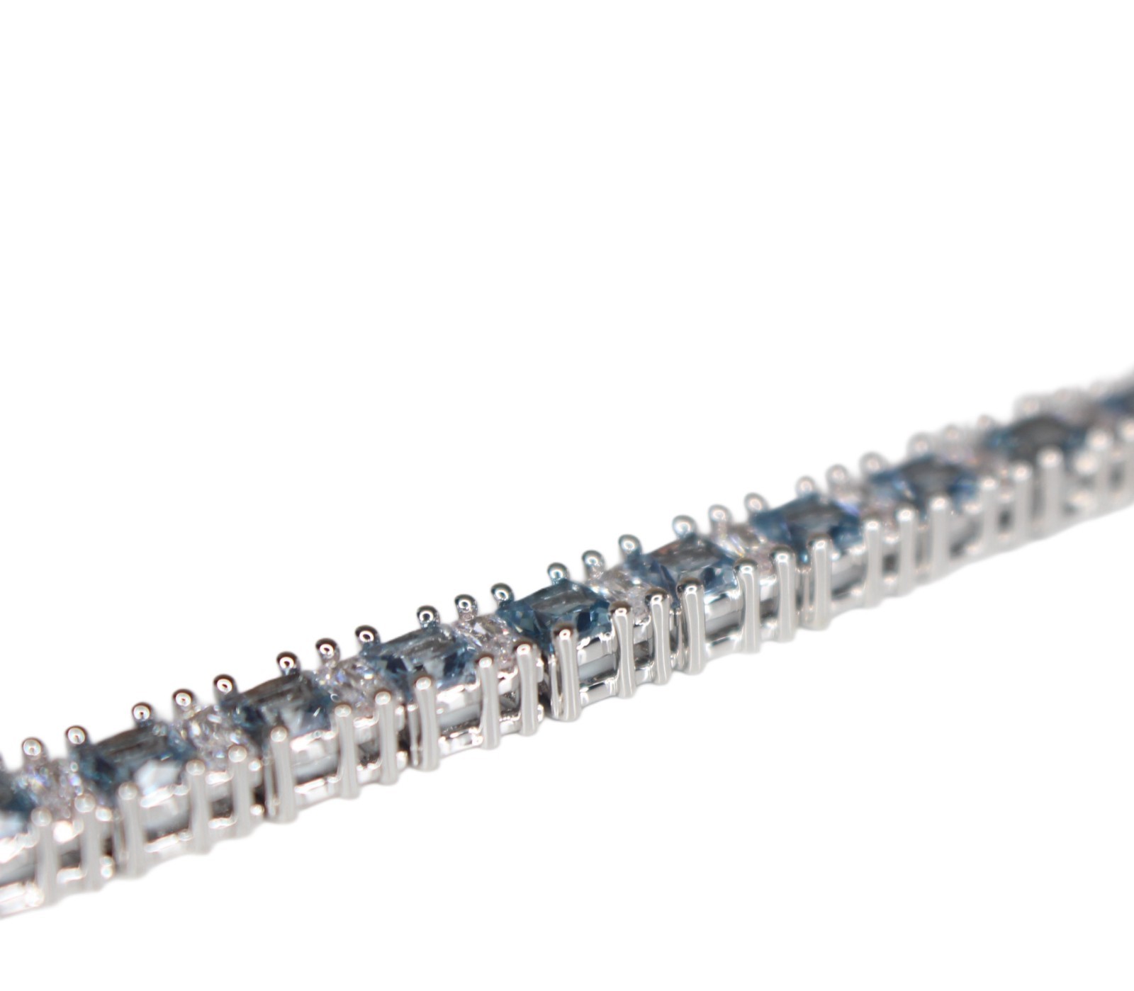 4mm True Blue Tennis Chain Necklace 85ctw BAGUETTE Lab Sim VVS1 Diamond Sapphire