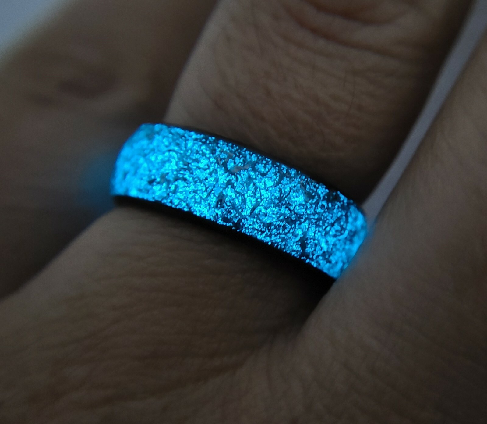 Carbon Fiber Ring with Gibeon Meteorite inlay – Made in USA – Sizes 4-16