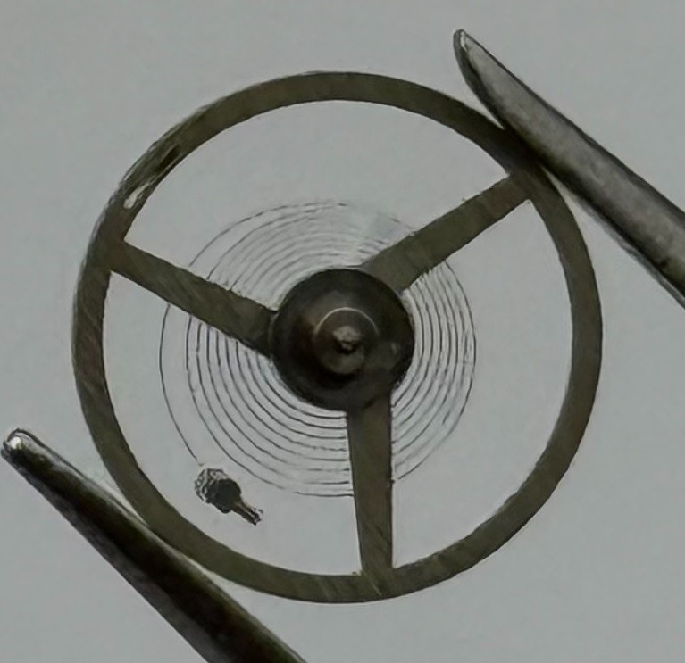 ST 69-21 Balance Wheel Complete And Spring Renata 1509 Watch Movement Parts NOS