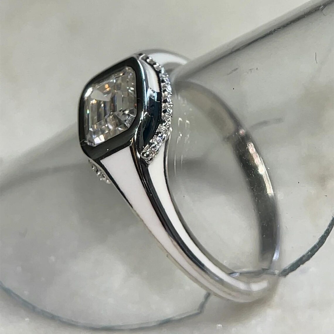 FINE JEWELRY RING Black & White Enamel Moissanite Ring 1.5ct Emerald Cut, D