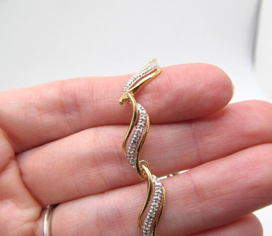 925 Sterling Silver Yellow Gold Wash Diamond Curved Tennis Bracelet 7.25 In