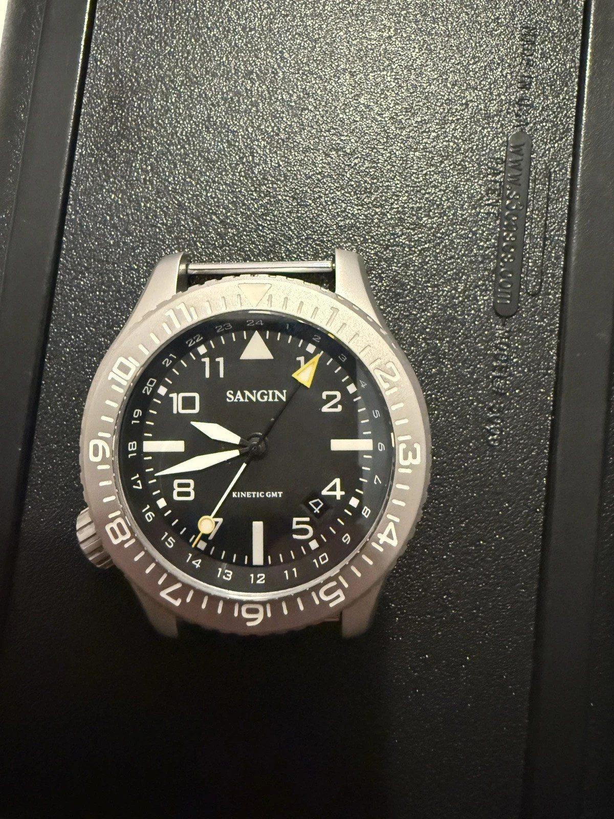 Sangin Instruments Kinetic II Pilot – GMT Watch (Nato and 2 Leather Straps)