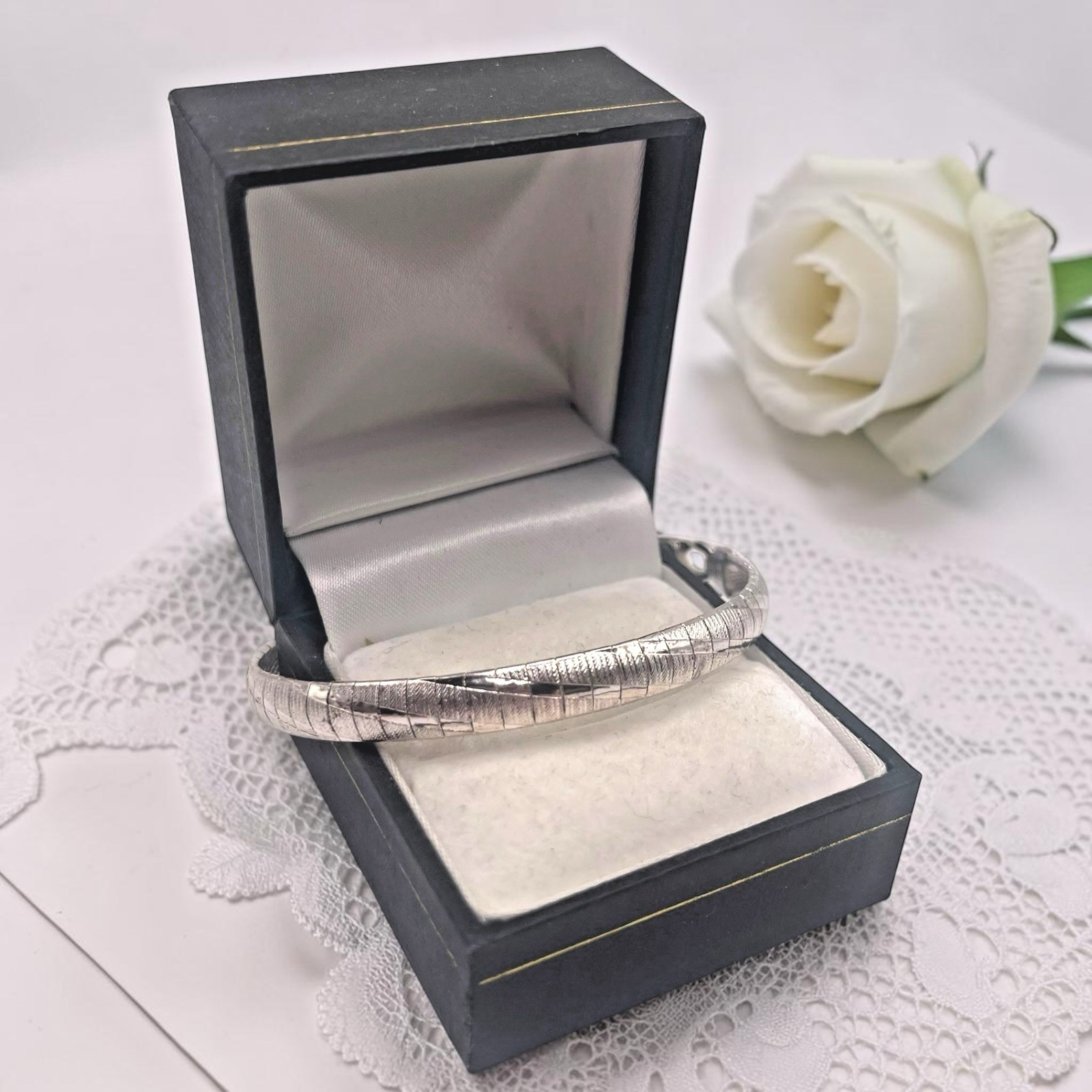 Italian Solid 925 Sterling Silver Diamond Cut Snake Chain Bracelet, 7″ ~ 10.7g