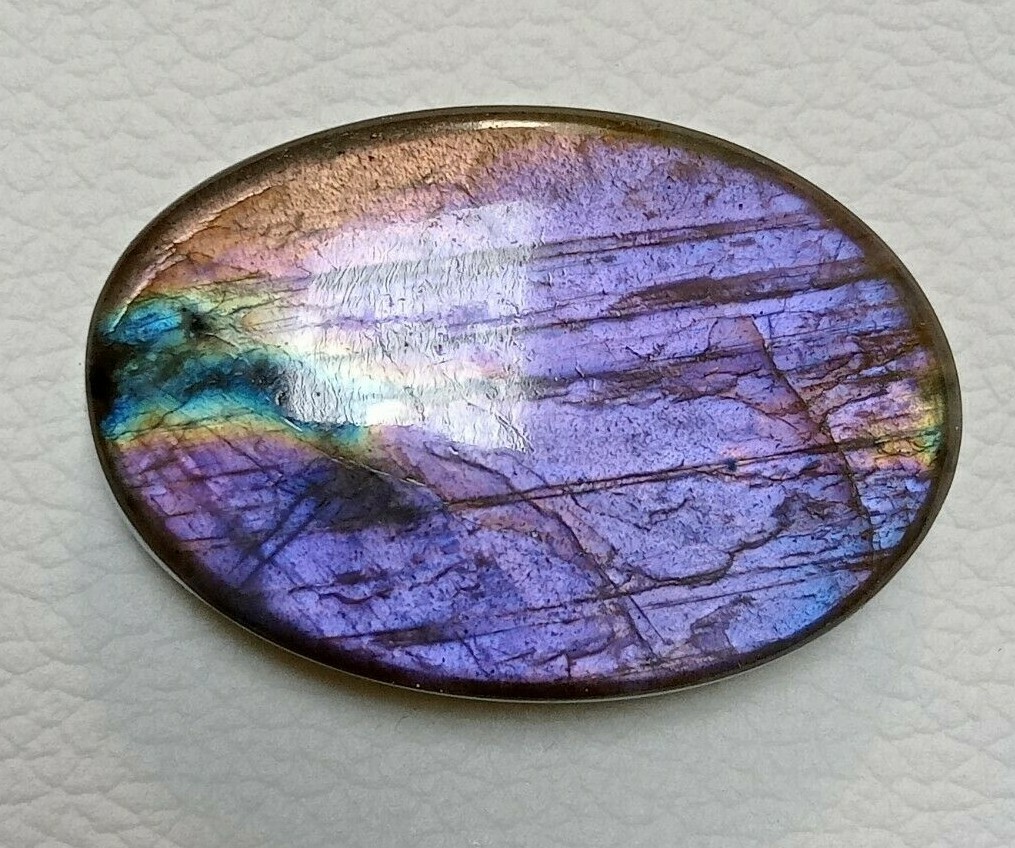 Top Unique Rare Fire Labradorite Gemstone For Jewelry Making 42X28X9 mm 99 Crt