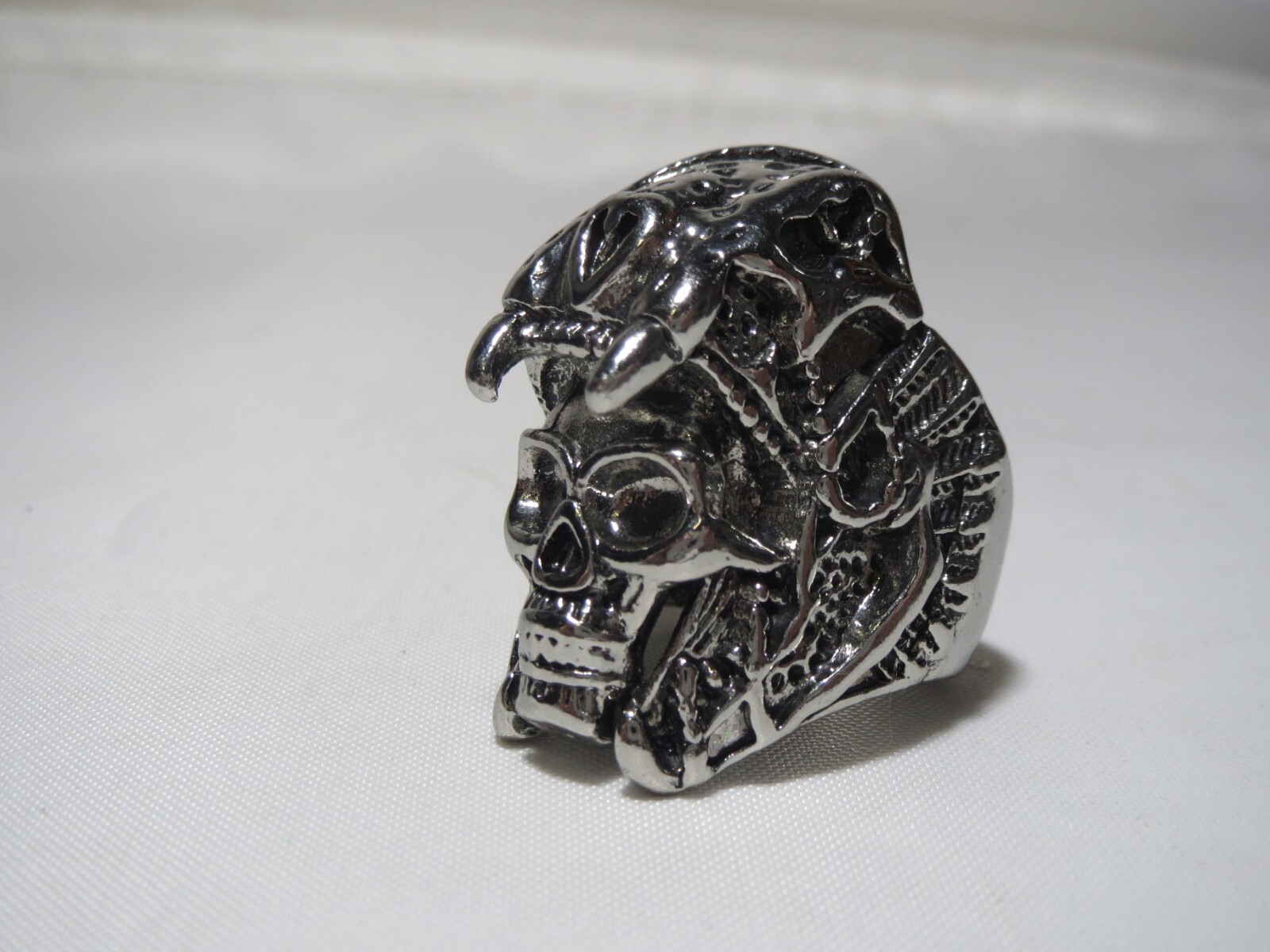 Unique SKULL BIKER RING Size 10 26 Grams Excellent Condition