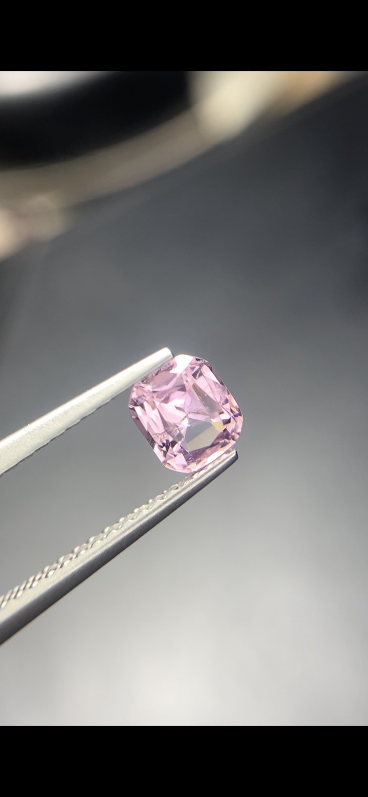 0.60/Ct,Natural Lavender Pink Spinel ,Cushion shape,High situration,SI clarity,