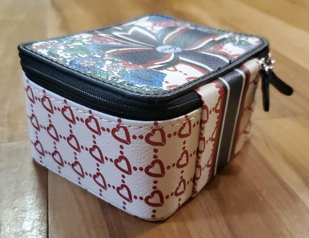 Brighton Be Your Kind Of Beautiful Soft Case Travel Zipper Jewelry Box AS IS