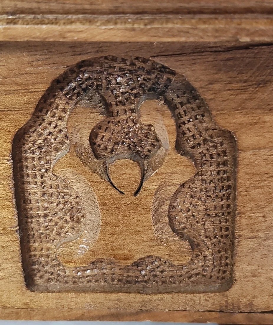 Vtg Kashmiri Hand Carved Walnut Wood Puzzle Jewelry Box Rotating Foot Lock-Read
