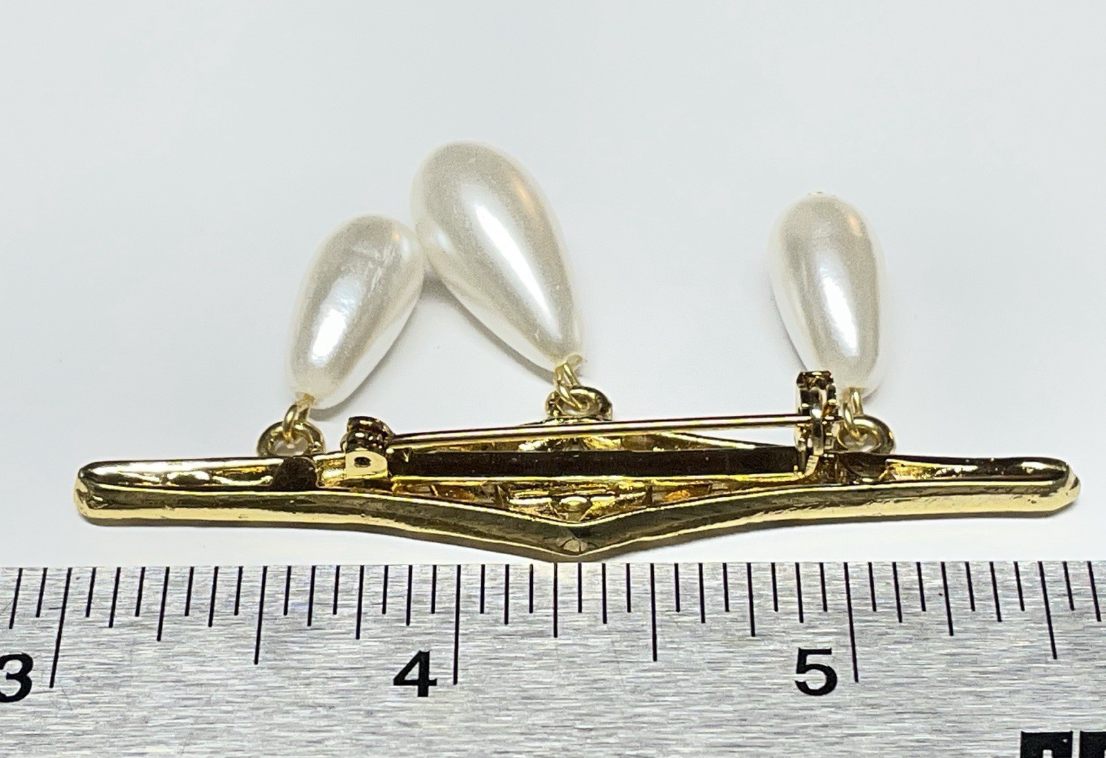 Vintage Gold Tone Bar Brooch with Clear Rhinestone Accents, Teardrop Faux Pearls