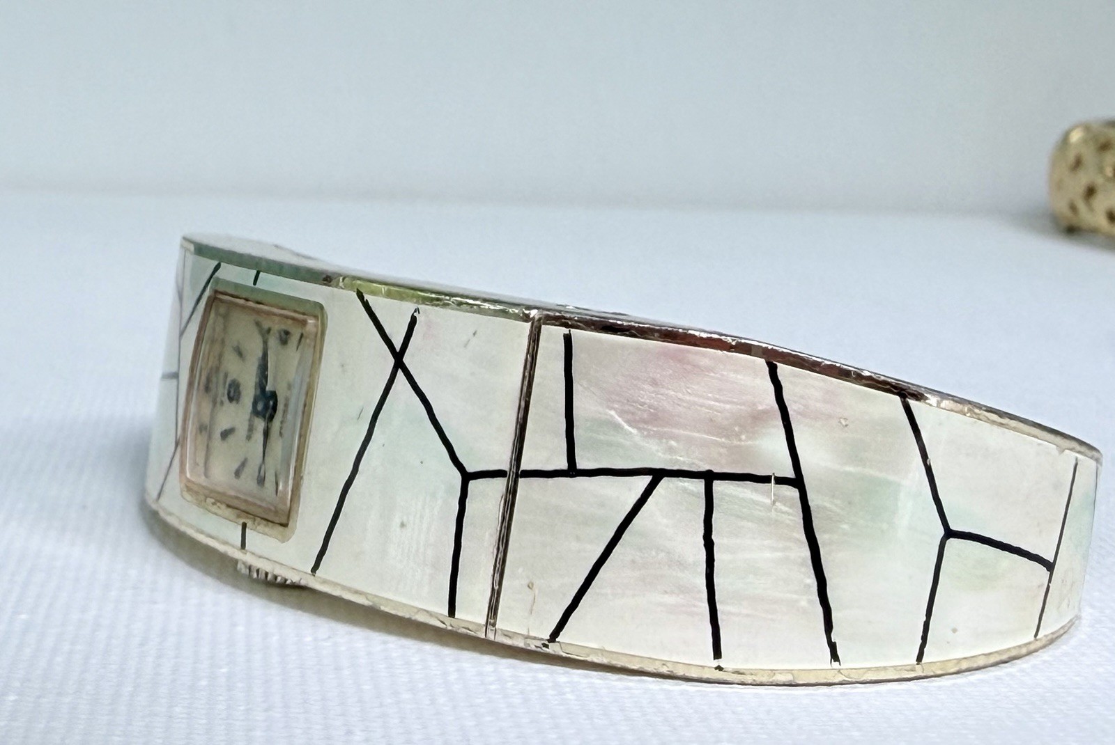 ARUBA Swiss Made 17 Jewels Vintage Square Mother of Pearl Bangle Wristwatch