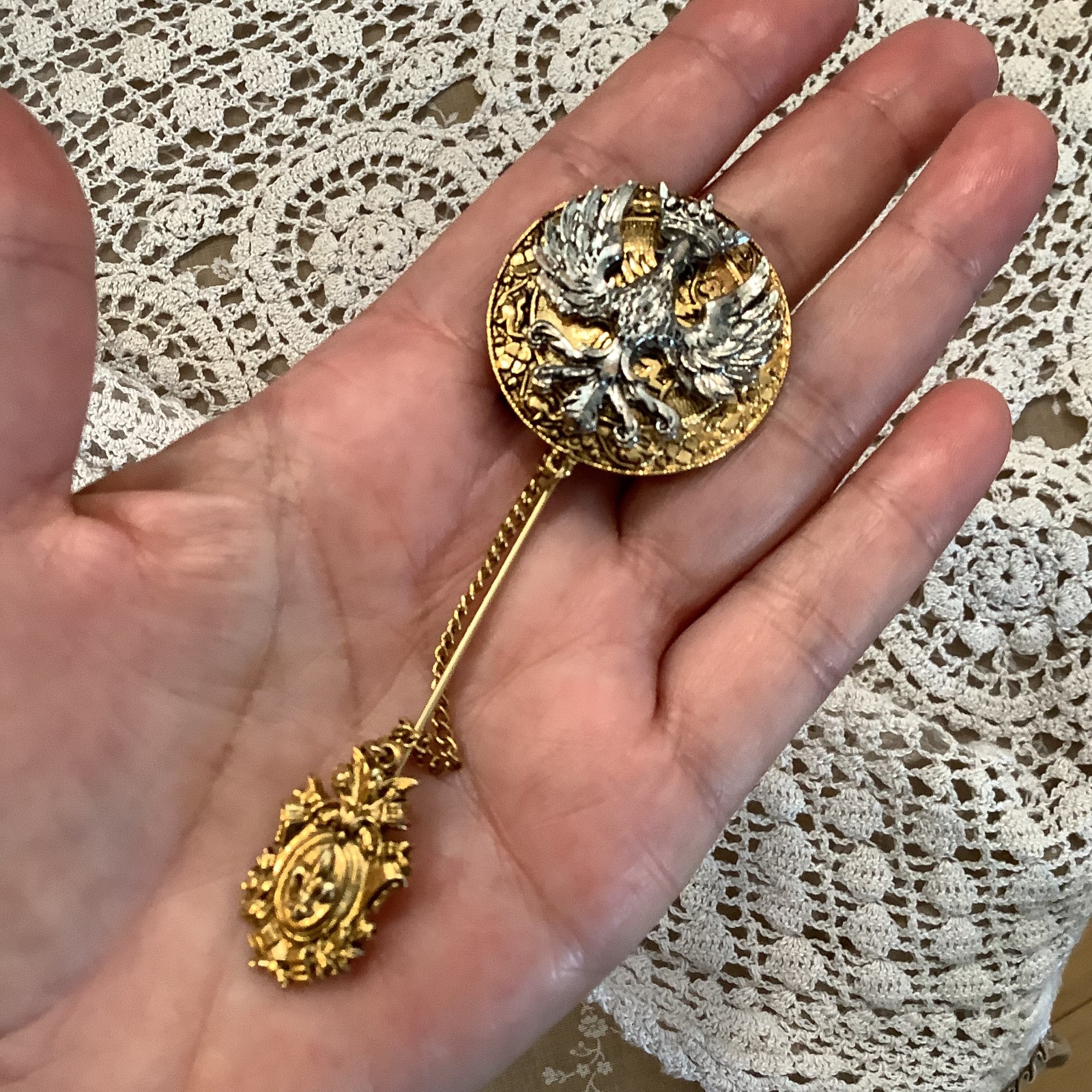 Arthur Pepper gold silver crown Fleur De Lis Eagle lapel stick pin Medieval king