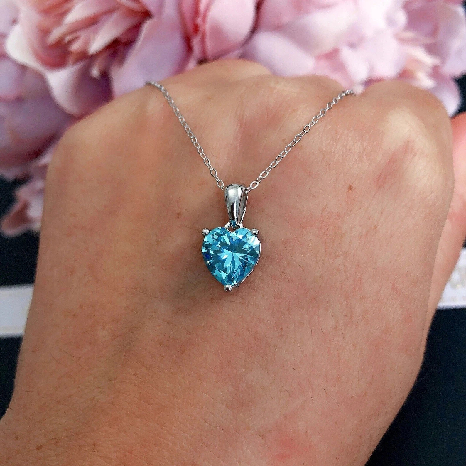 Heart Cut 15 Ct Natural Santa Maria Blue Aquamarine Pendant -925 Solid Silver