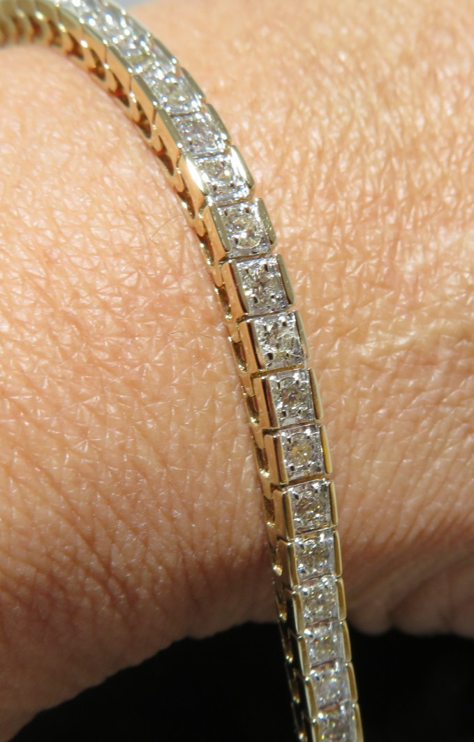 14K YG LADIES DIAMOND TENNIS BRACELET 1.00 tcw 7″ LONG 11.73 grams (AI-2631)