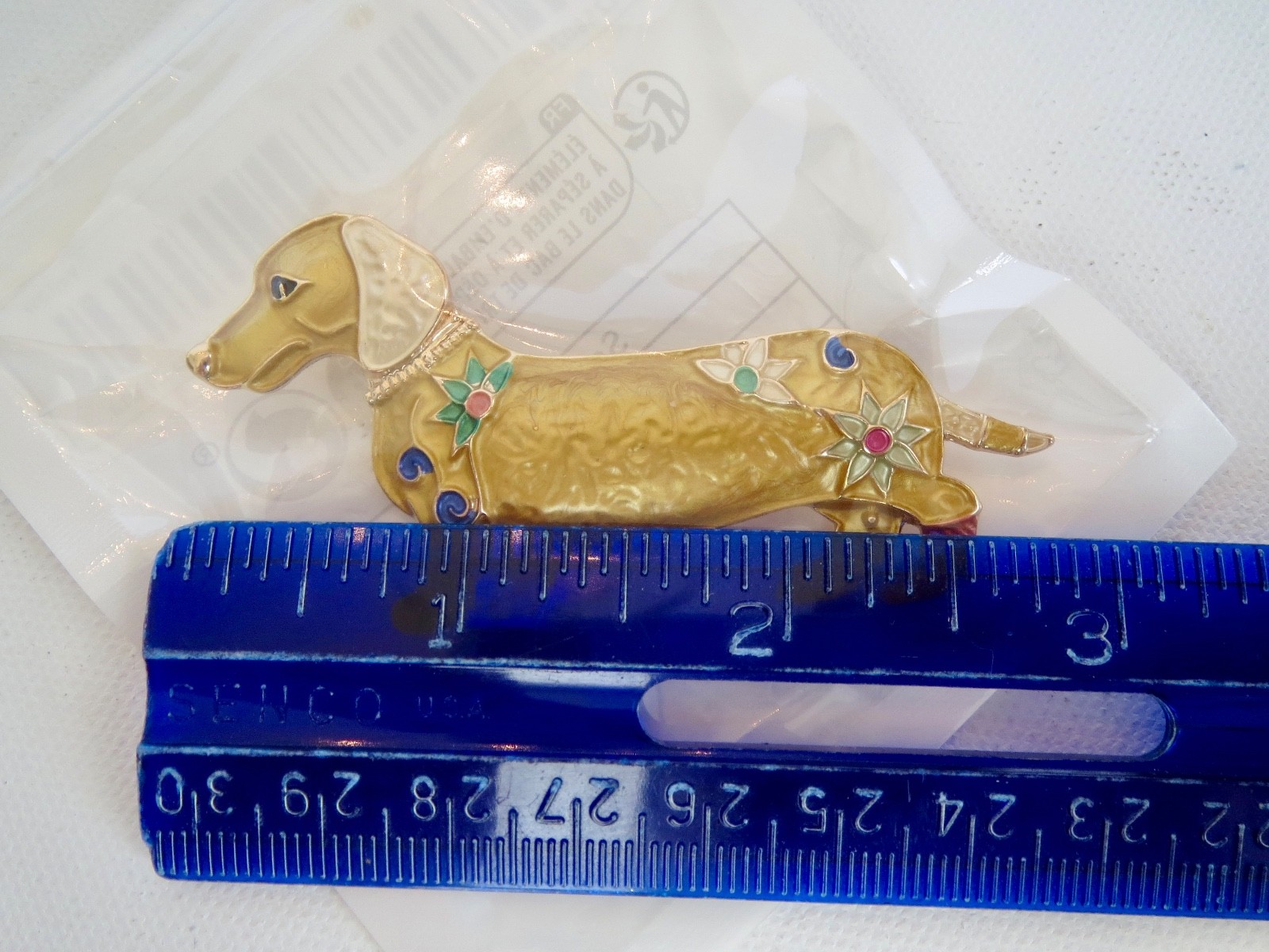 New in Pkg Yellow Gold Tone & Flowers DACHSHUND DOG PIN BROOCH 2.8″ Length