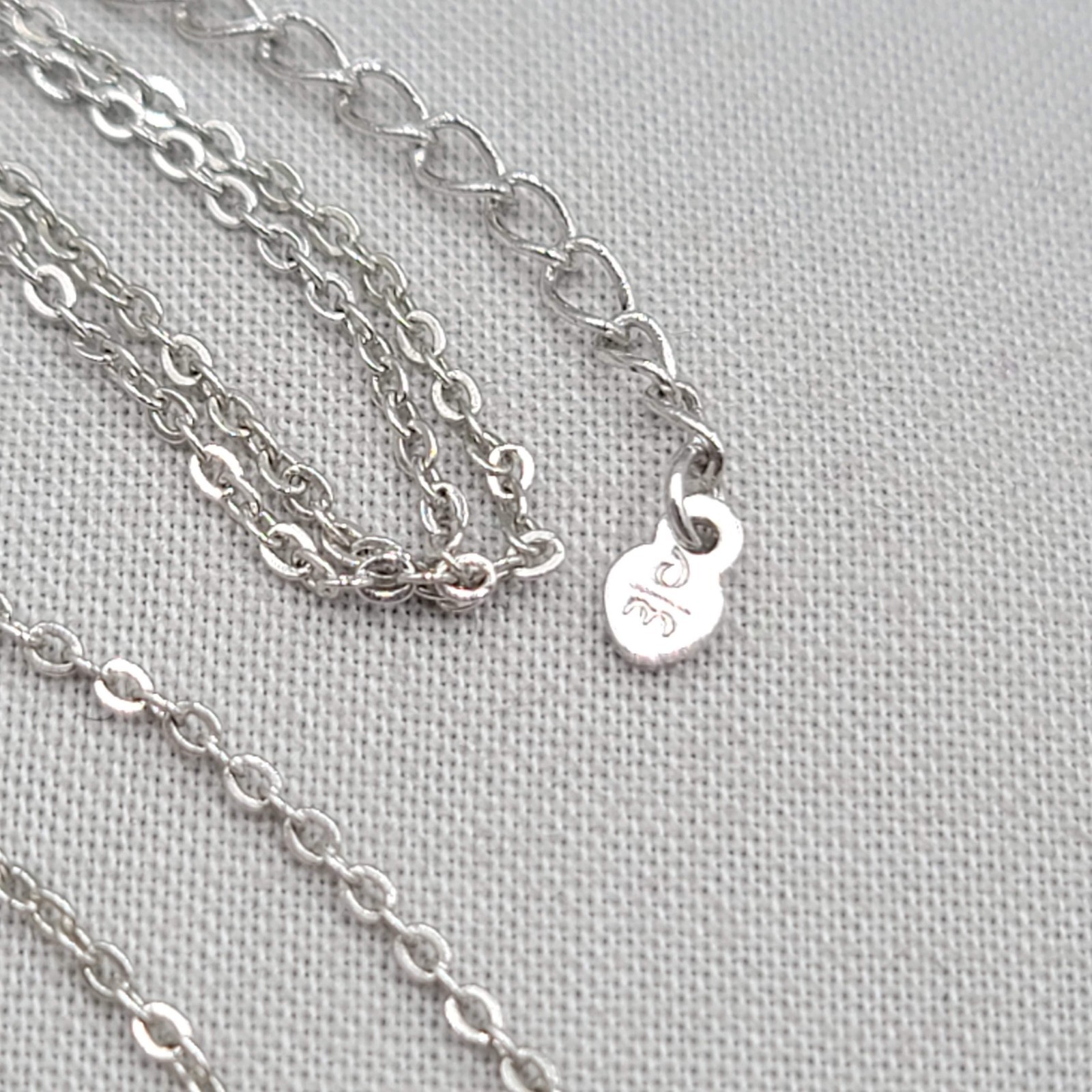Danbury Mint Kitty Cat Kitten Black Cat Rhinestone Necklace Silver tone 18 in