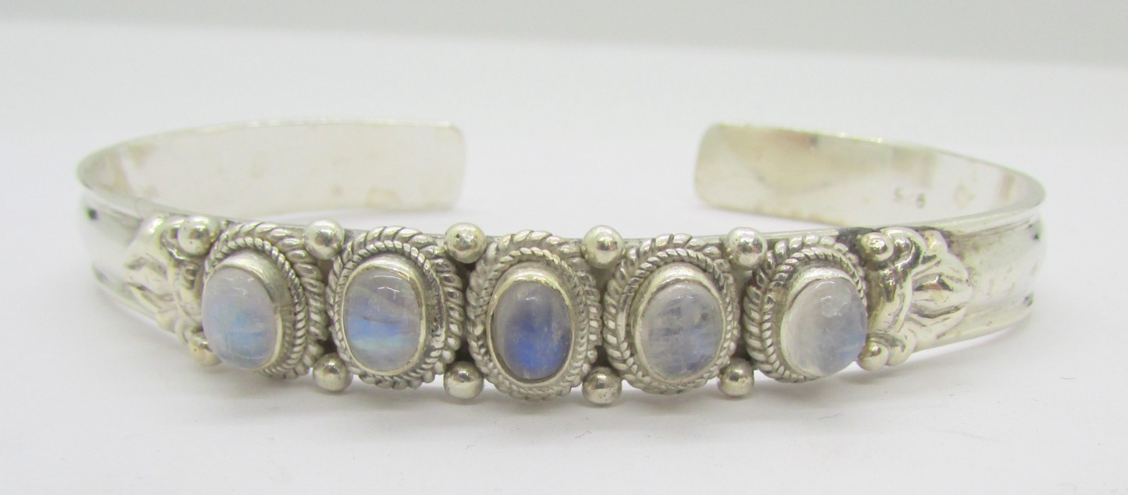 925 STERLING SILVER FIVE OVAL MOONSTONE 6.25″ CUFF BRACELET 25.0G