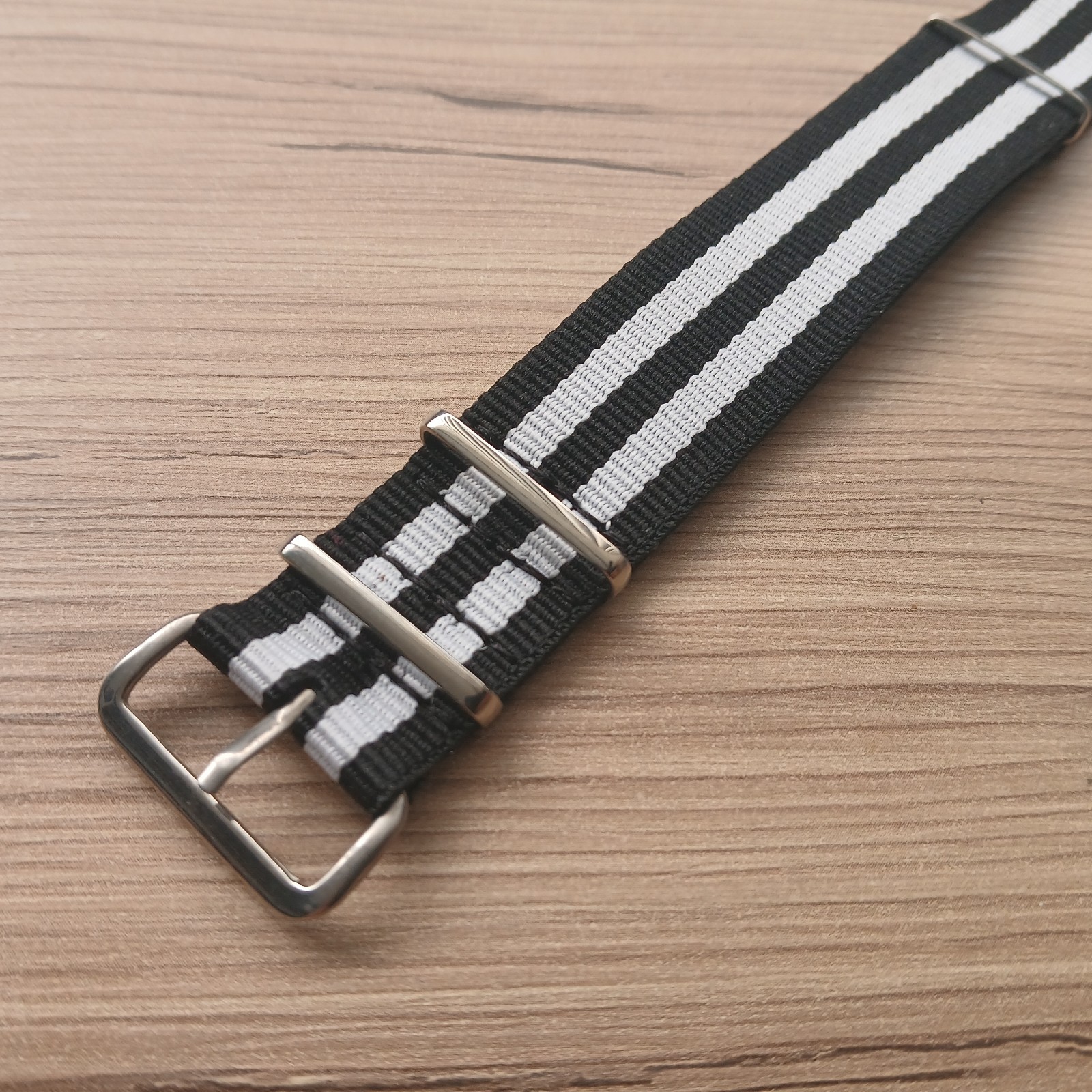 Nylon Black White Striped One Piece 22mm Watch Strap Silver Buckle Keepers