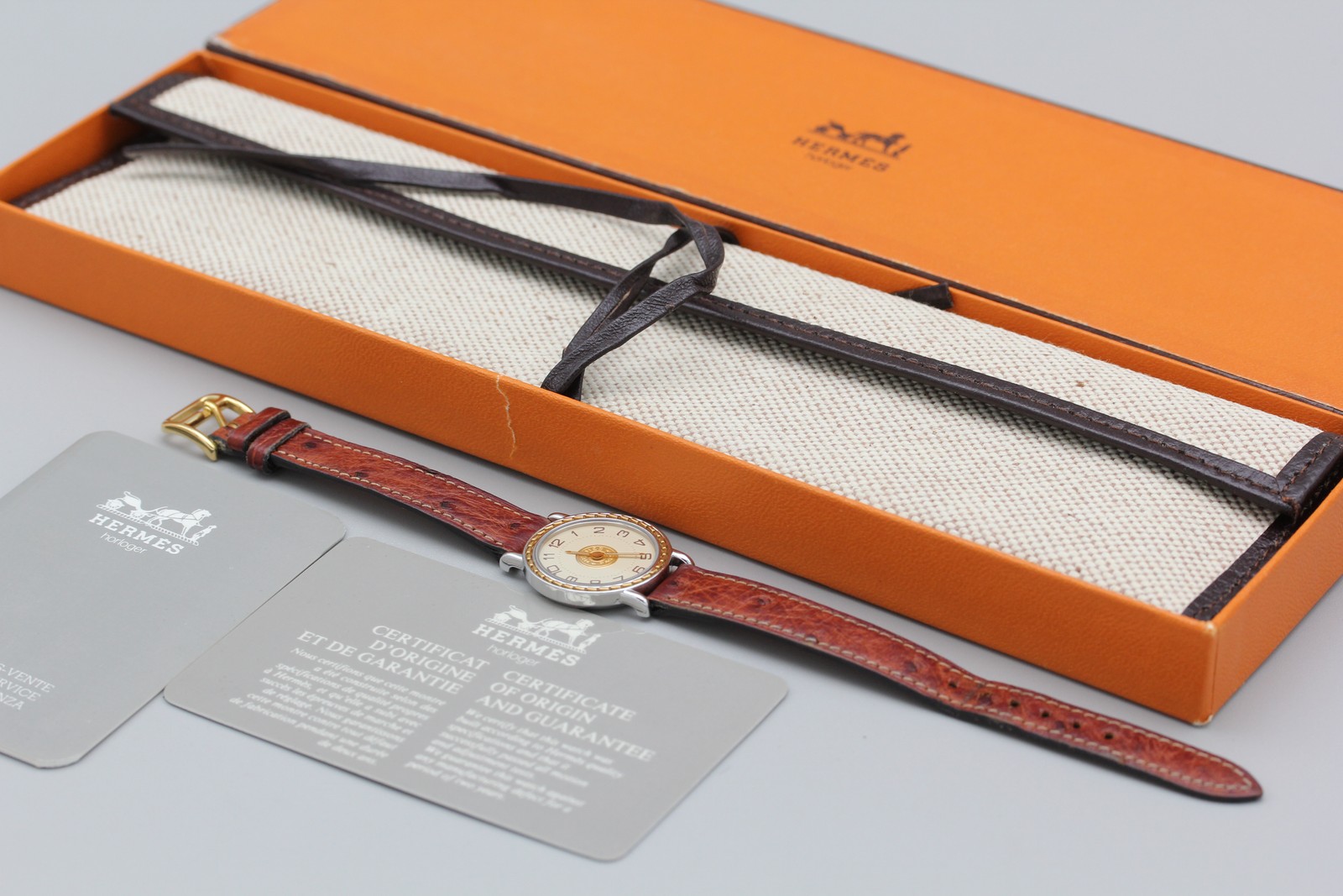 [N MINT w/ Box] Vintage HERMES Serie 24mm Ivory Dial Quartz Women’s Watch JAPAN