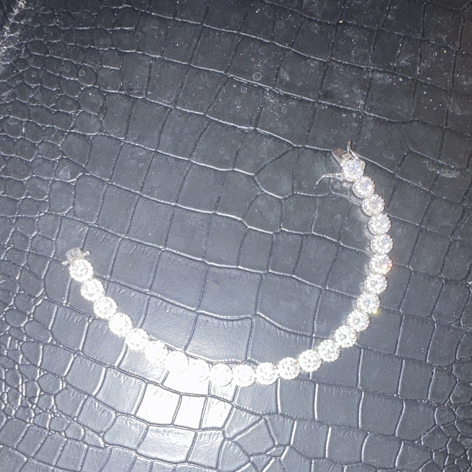 Silver Tone Tennis Bracelet Round Clear Crystal Rhinestones Prong Set Box Clasp