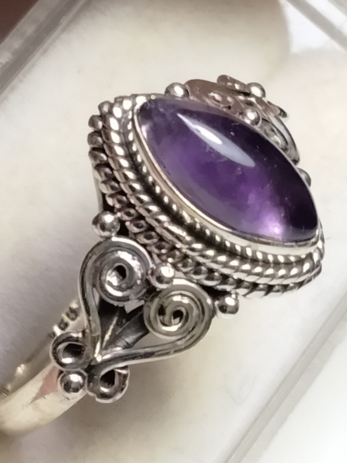 NATURAL AMETHYST IN TRENDY FILIGREE&HALO SET STL. SILVER.925 RING SIZE 9.0-9.25!