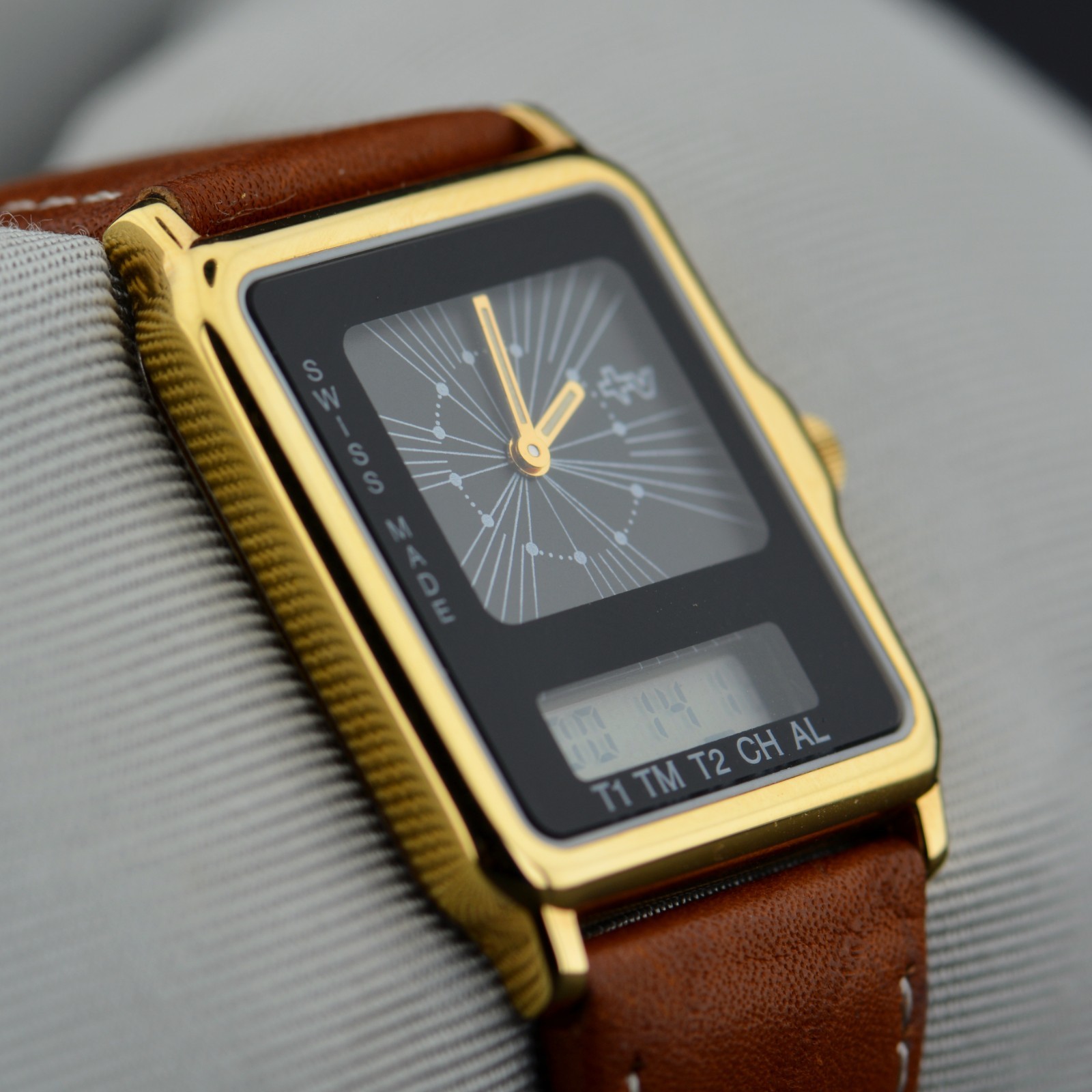 Mondaine Two-Timer Analog-Digital TV Case Vintage Gold Plated Unisex Dress Watch
