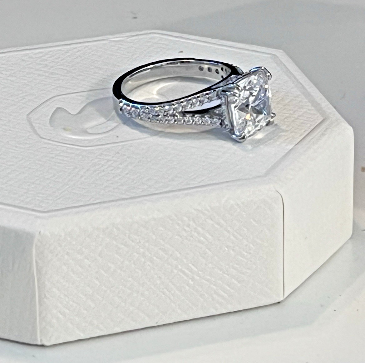 Swarovski Stilla cocktail ring Square cut, Pavé, White Rhodium plated