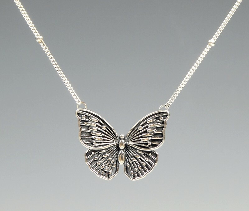 925 Sterling Silver Open Wing Butterfly Pendant Slender Chain Necklace Chic