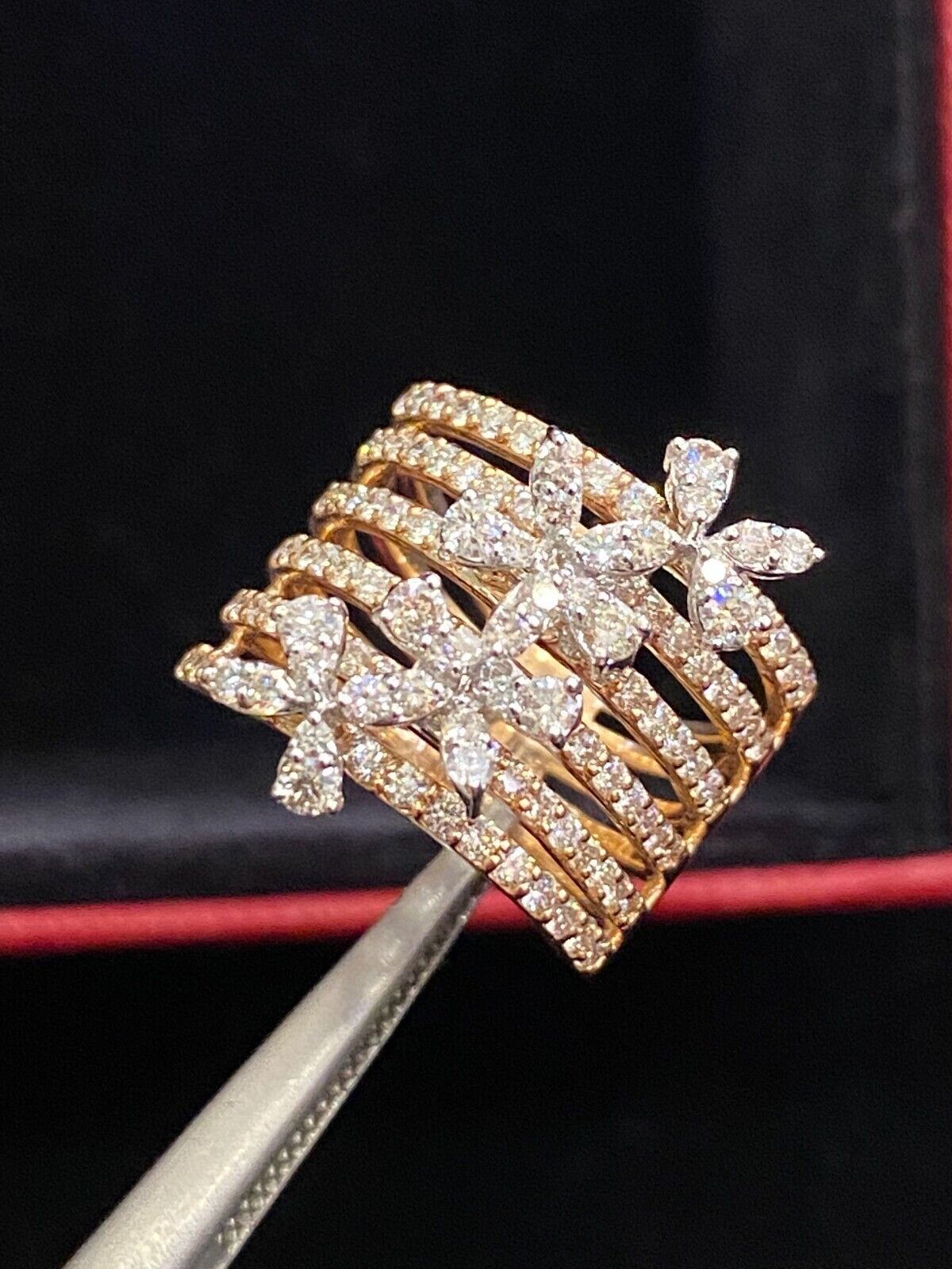 Pave 1.90 Cts Round Brilliant Cut Diamonds 3-Flower Wedding Ring In 585 14K Gold