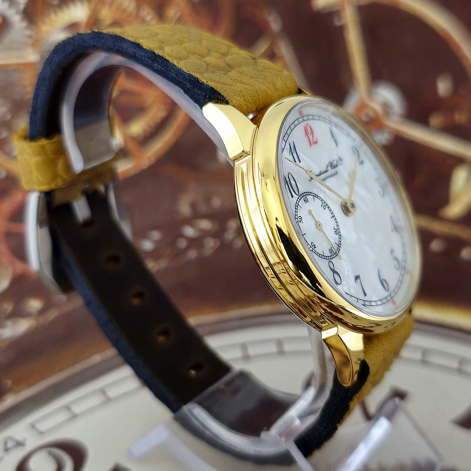 Watch USSR MARRIAGE Rare Dial Men’s mechanism MOLNIJA 18 Jewels 3602