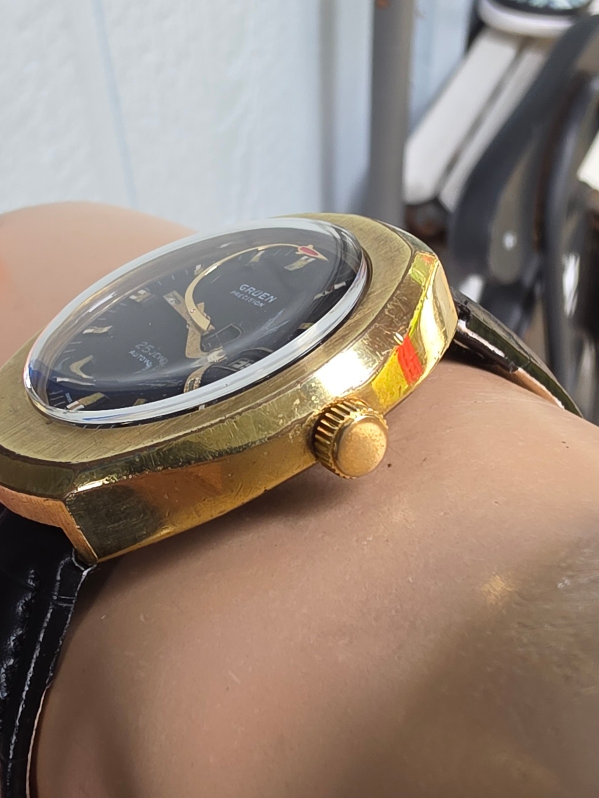 Vintage GRUEN men’s automatic watch 40mm Rocket second hand swiss made 1970s