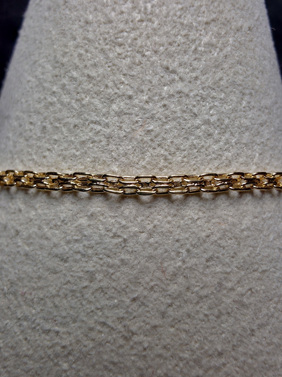 Solid 10k Yellow Gold 1.6mm Bizmark Dainty Bracelet 7.5 Inches