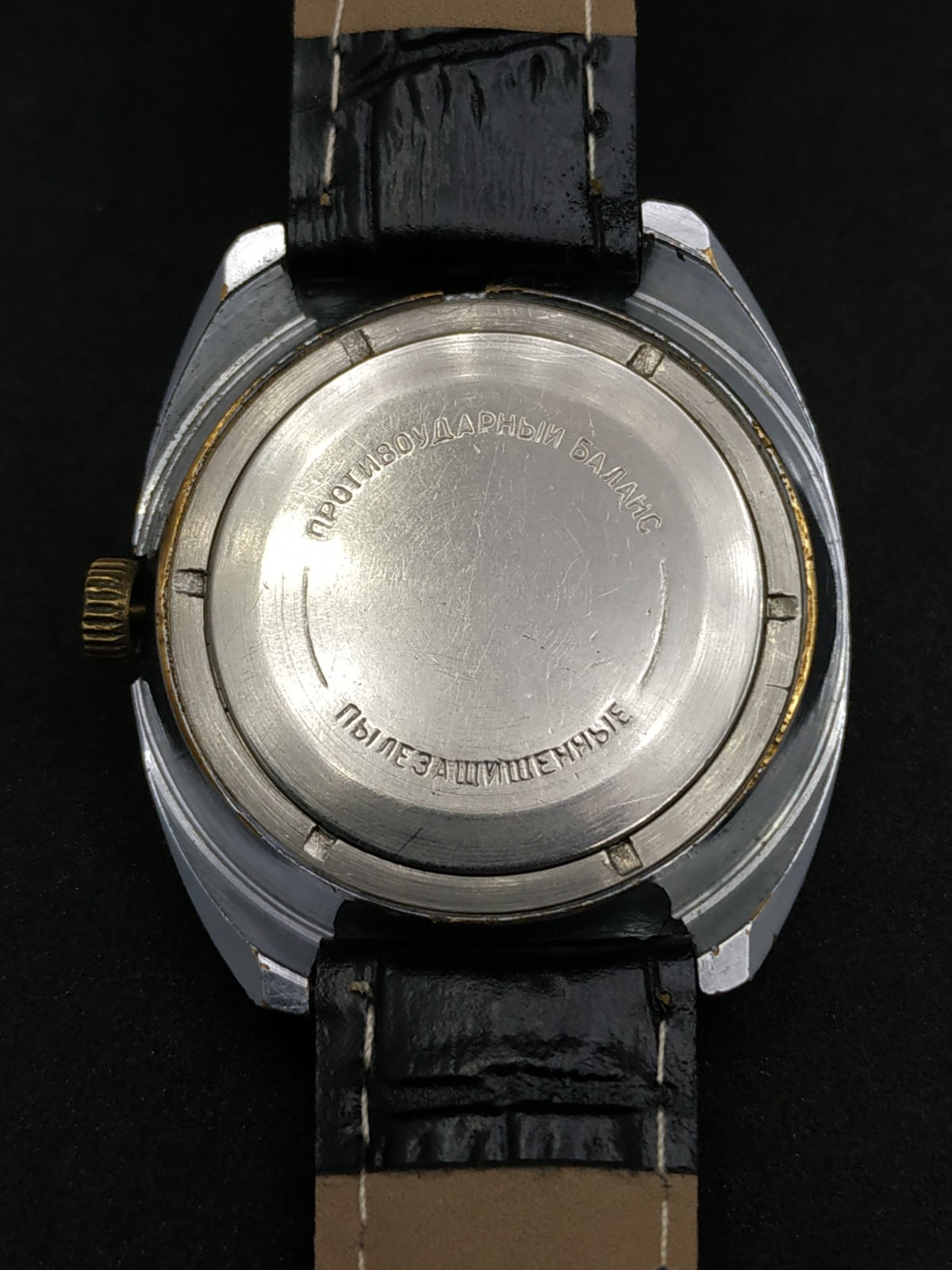 Men’s Dress Watch Wostok Vintage USSR Mechanical 2409A Retro Vostok Black Soviet