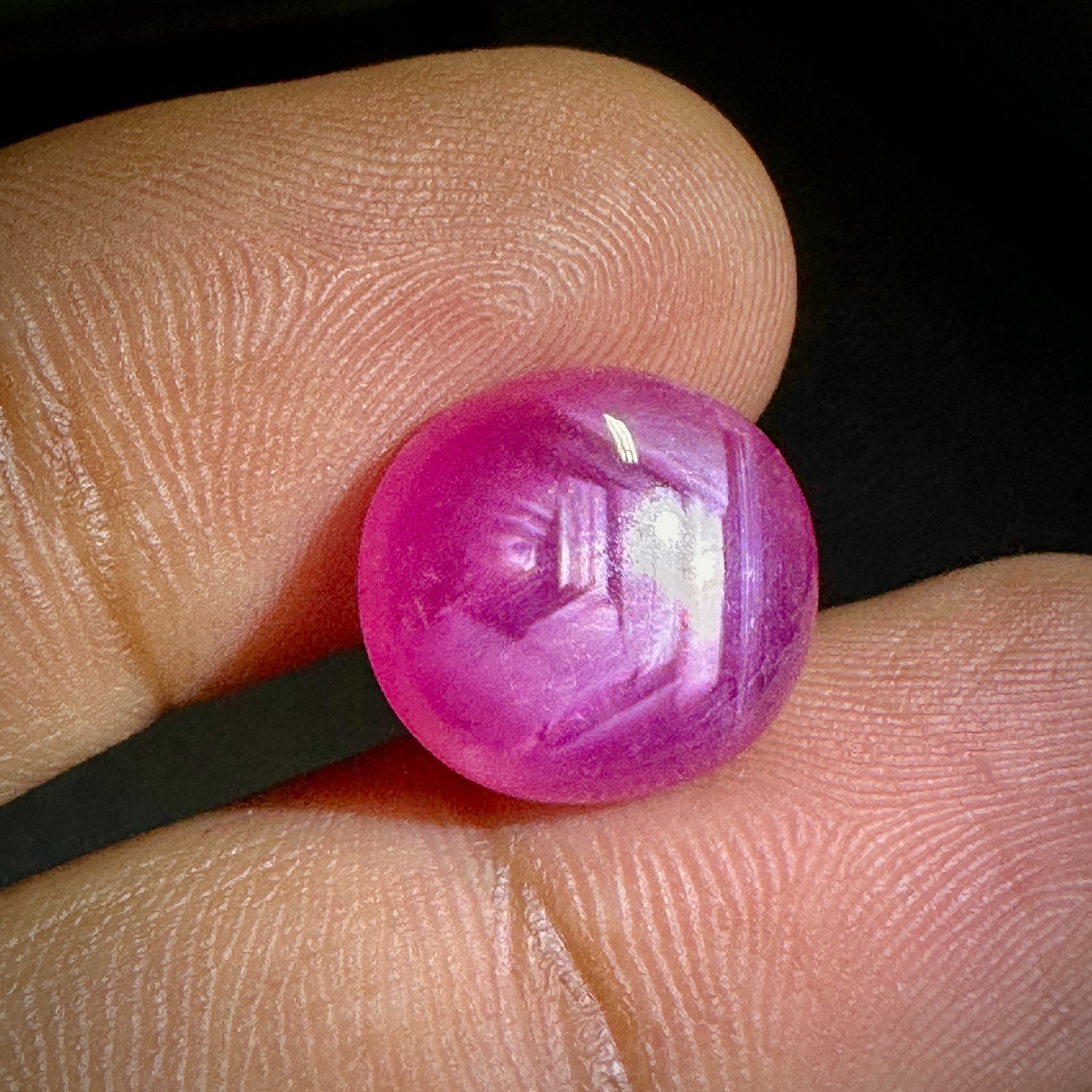 9.06 cts Breath-taking Natural RUBY STAR SAPPHIRE Gemstone Oval Cab Certified