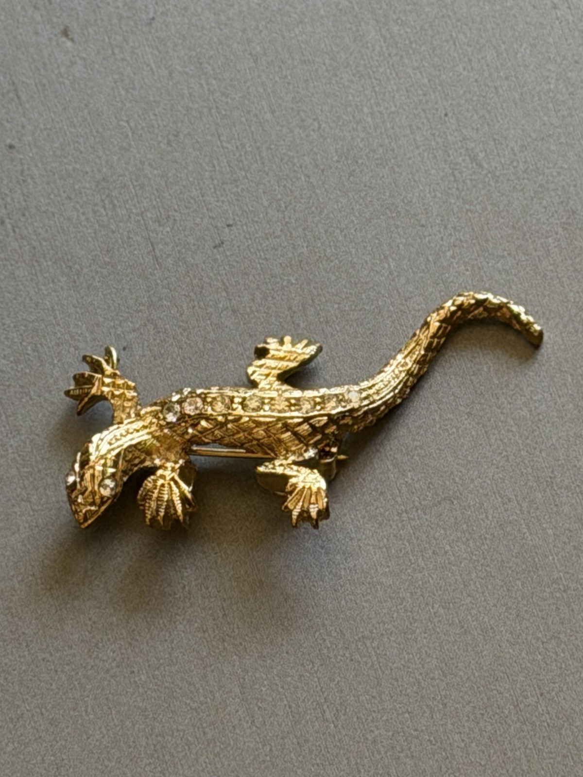 Gerry’s Gold Tone Lizard Gecko Signed Rhinestones Brooch Vintage