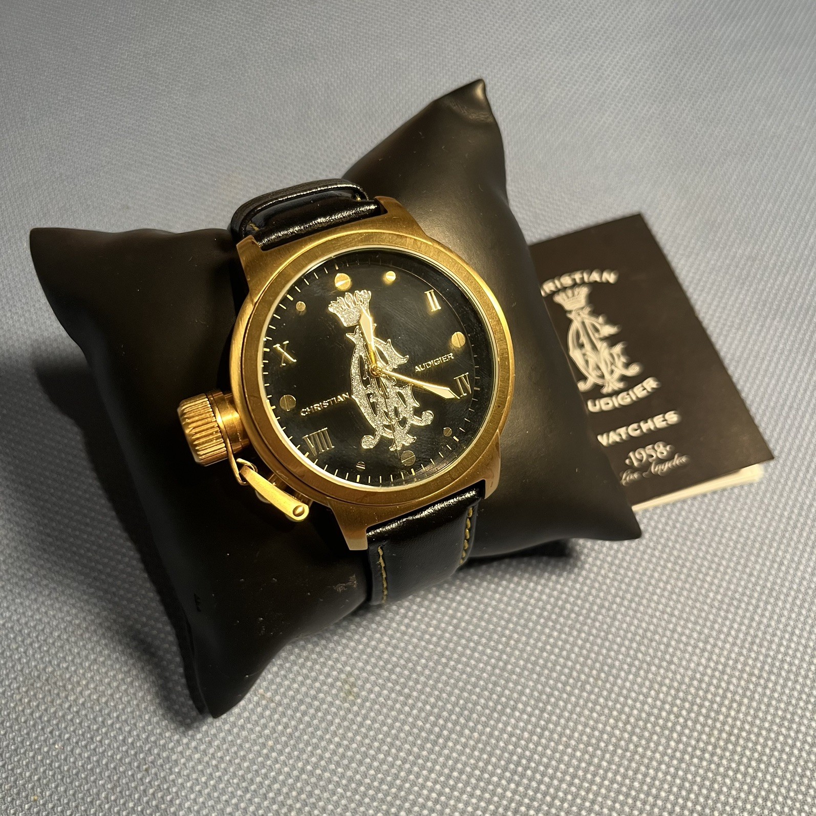 Vintage CHRISTIAN AUDIGIER Men’s Watch Black Gold Tone (NEW)
