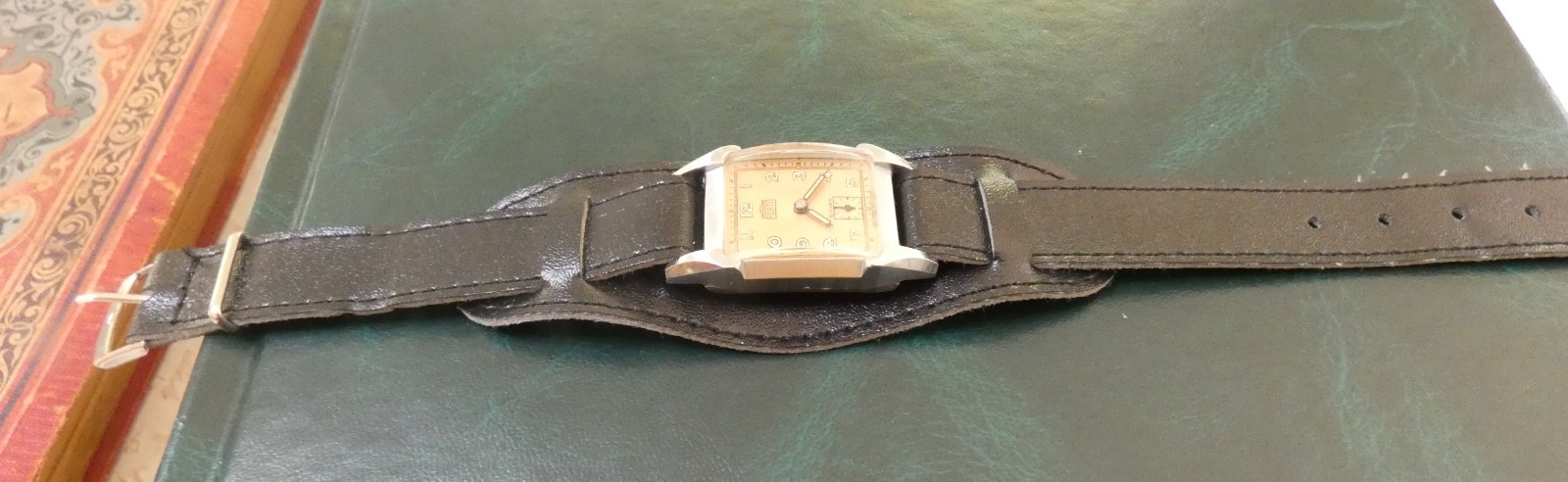 Vintage Art Deco PORTA 1930s German Tank Watch PUW 15 Rubis Tested Works Great