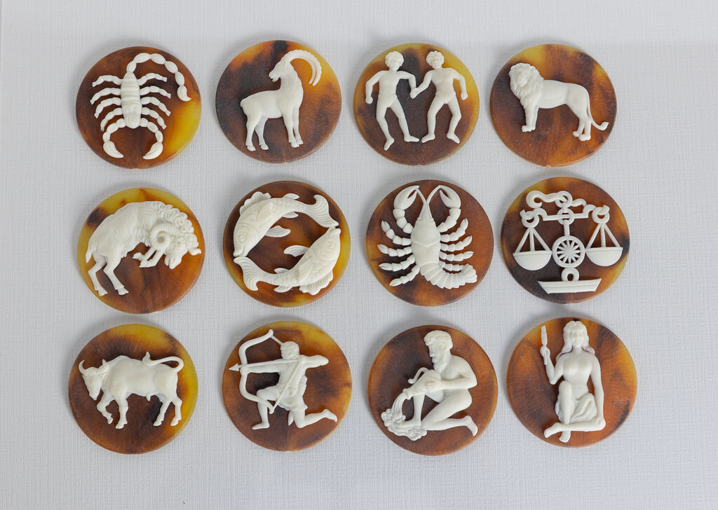 12 VINTAGE New Astrology Birth Signs of Zodiac 44.2 mm Molded Cabochons Cameo