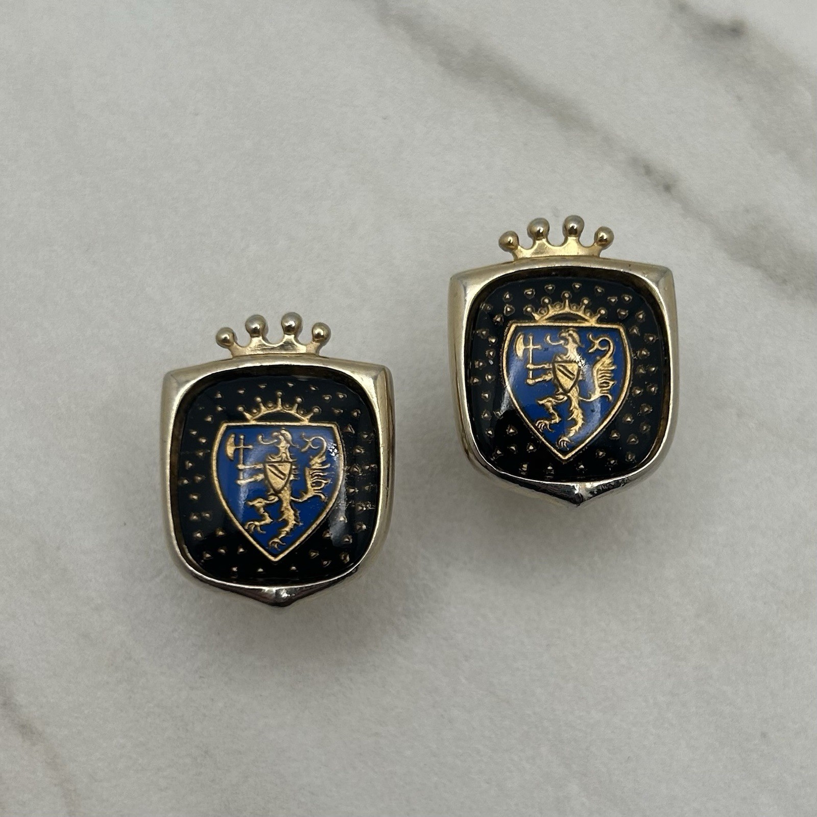 Vintage Hickok USA Gold Tone Coat Of Arms Cufflinks