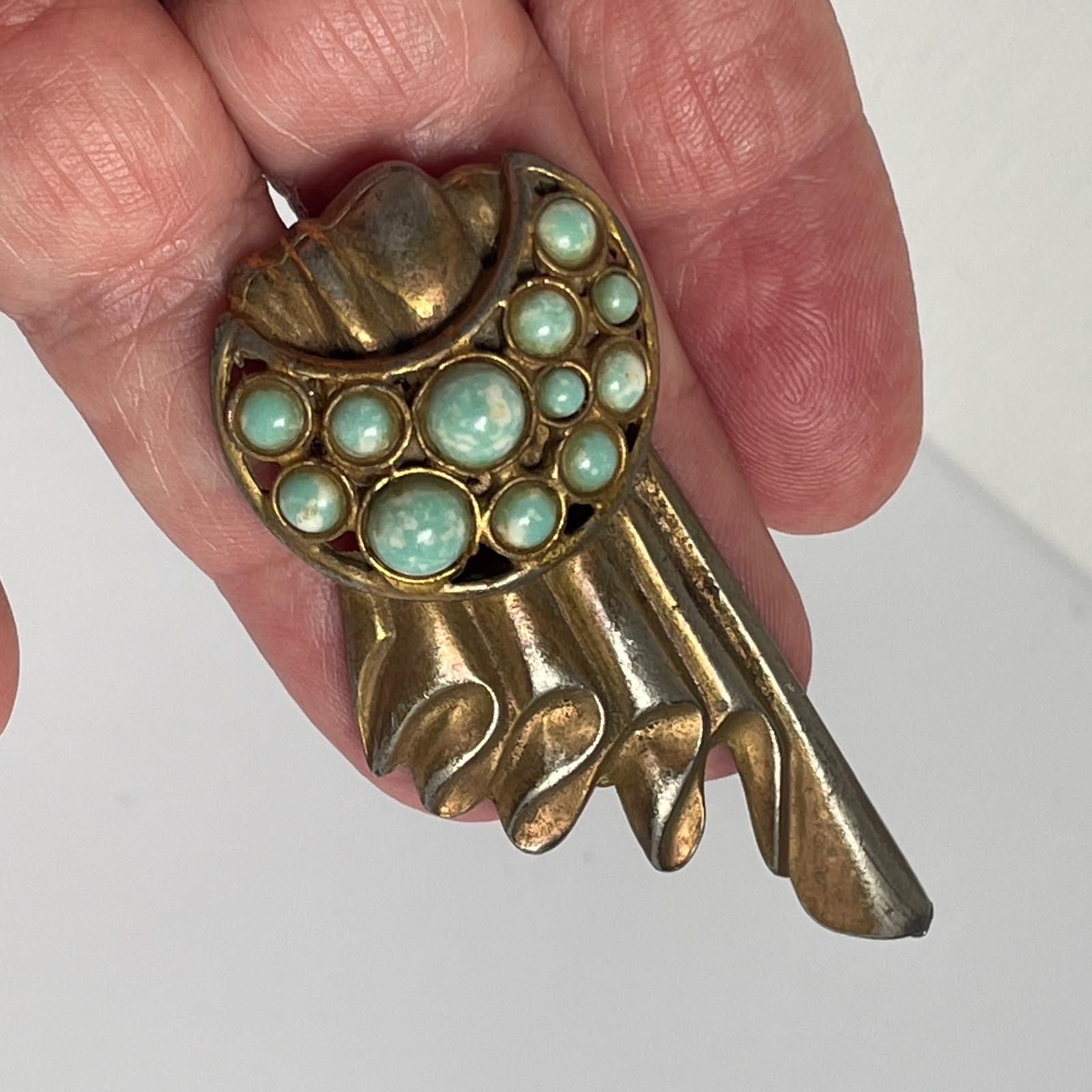 2.75″ Old Blue Bezel Settings 12 Cabochon Stones in Metal Drape Pattern Pin Vtg